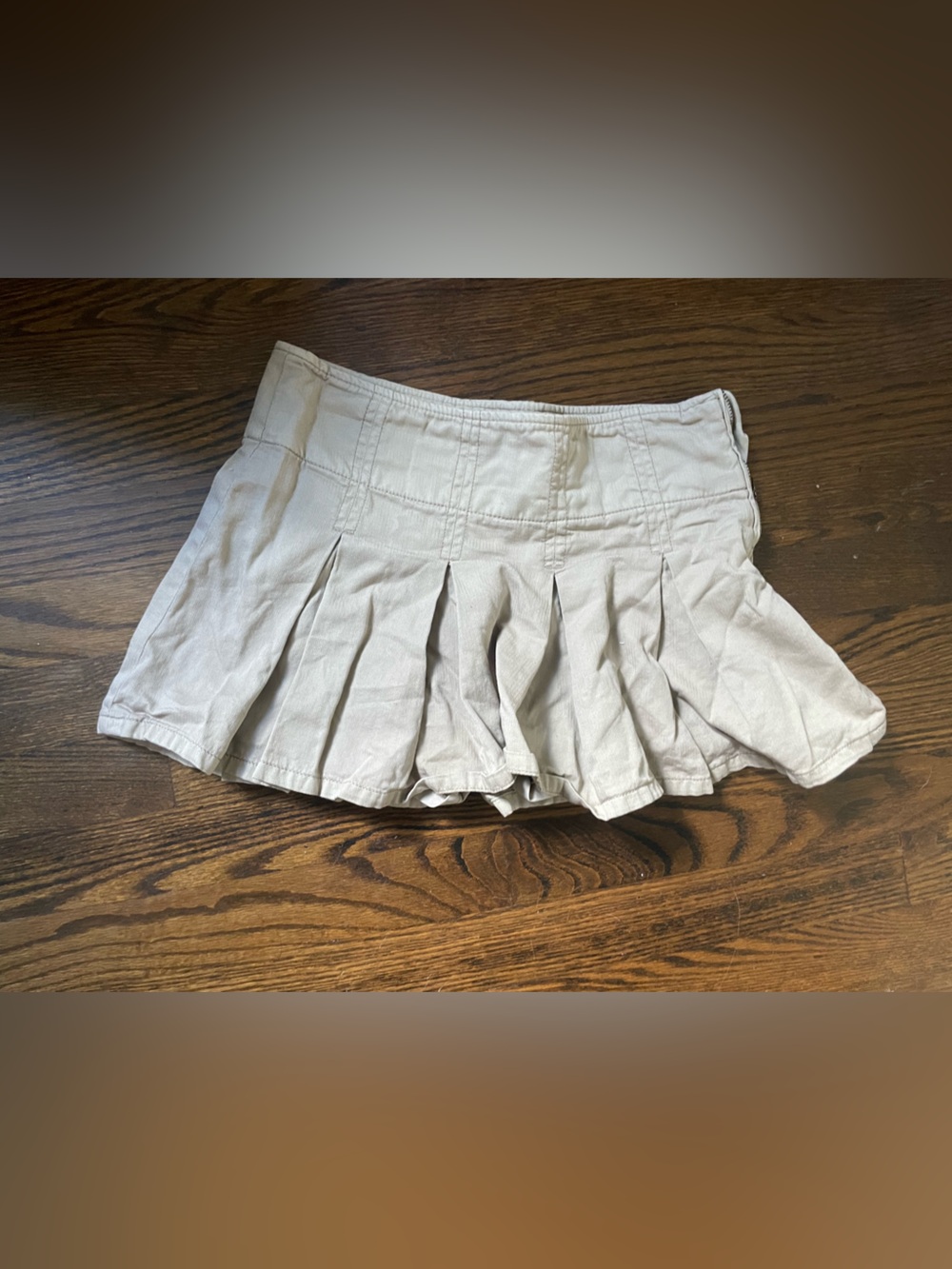 Garage Cream Pleated Skort